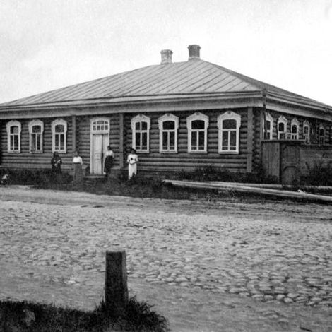 1913 г. Приходская начальная школа при Заречном церьковном приходе, разобрана в 1954 г.
